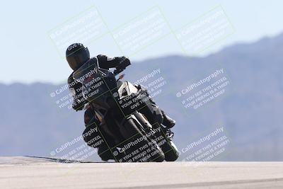 media/Oct-13-2025-Moto Forza (Mon) [[a66d839500]]/3-B Group/Session 4 (Turn 9)/